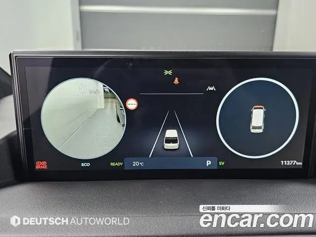 Hyundai Staria 2026 — Photo 7/20