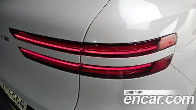 Genesis GV70 2021 — Şəkil 9/31