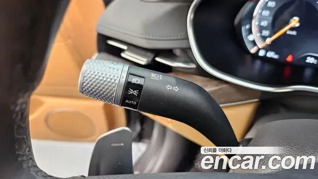 Genesis Electrified G80 2020 — Photo 18/20