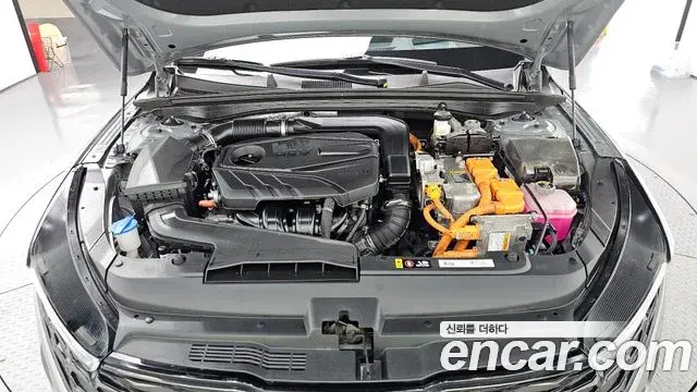 Kia K5 2023 — Photo 26/34