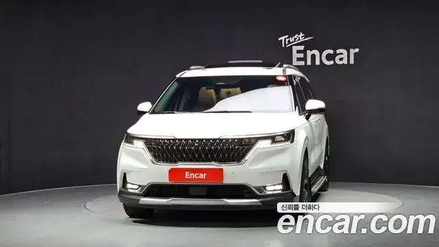 Kia Carnival 2023 — Photo 3/20