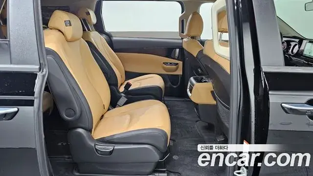 Kia Carnival 2022 — Şəkil 8/20