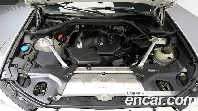 BMW X3 2020 — Photo 9/20