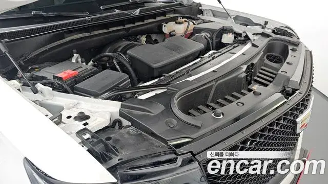 Cadillac Escalade 2023 — Photo 6/20