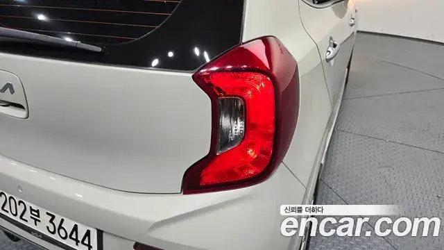 Kia Morning Urban 2022 — Şəkil 29/32