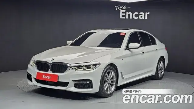 BMW 5 Series 2018 — Photo 13/20