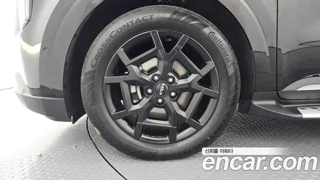 Kia Carnival 2024 — Photo 5/20