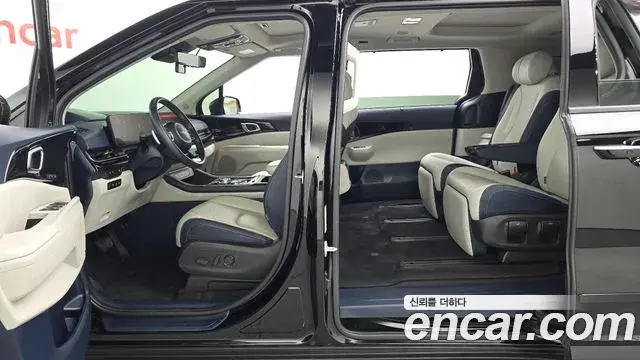 Kia Carnival 2024 — Photo 10/20