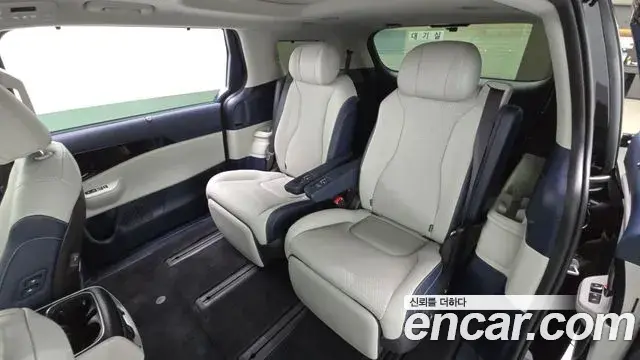 Kia Carnival 2024 — Photo 12/20