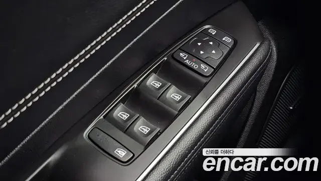 Renault Samsung SM6 2020 — Photo 19/20