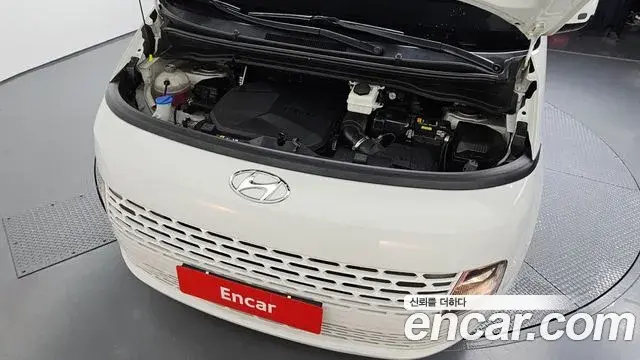 Hyundai Staria 2021 — Фото 6/20