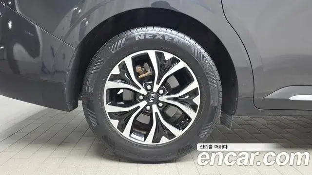 Kia Carnival 2021 — Şəkil 5/20