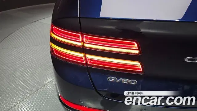 Genesis GV80 2021 — Şəkil 25/37