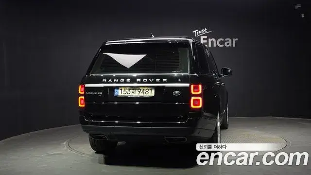 Land Rover Range Rover 2021 — Photo 4/20