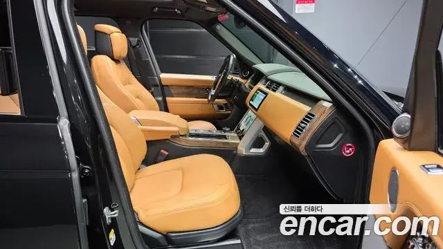 Land Rover Range Rover 2021 — Photo 11/20
