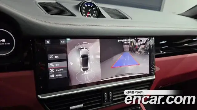 Porsche Cayenne 2020 — Photo 14/20