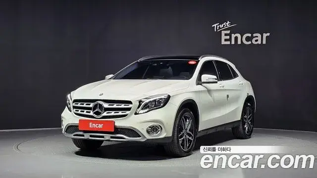 Mercedes-Benz GLA-Class 2019 — Фото 10/20