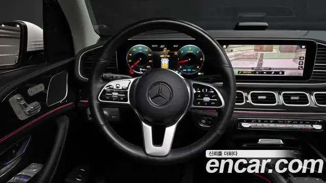 Mercedes-Benz GLE-Class 2022 — Фото 13/20