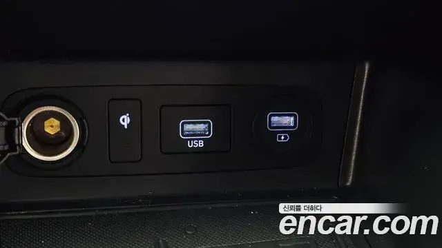 Hyundai Sonata Hybrid 2021 — ფოტო 16/30