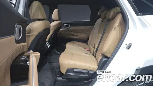 Kia Sorento 2025 — Şəkil 15/20