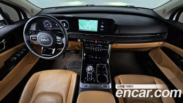 Kia Carnival 2022 — ფოტო 9/36