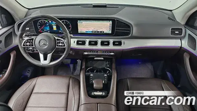 Mercedes-Benz GLE-Class 2020 — Photo 7/20