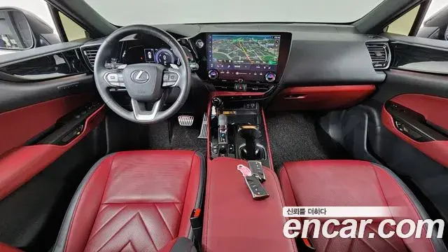 Lexus NX350h 2025 — Photo 7/20