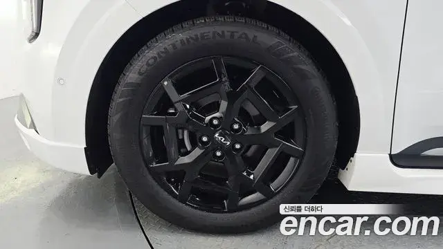 Kia Carnival 2025 — Photo 5/20