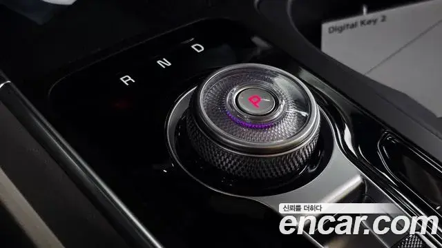 Kia Carnival 2025 — Photo 9/20