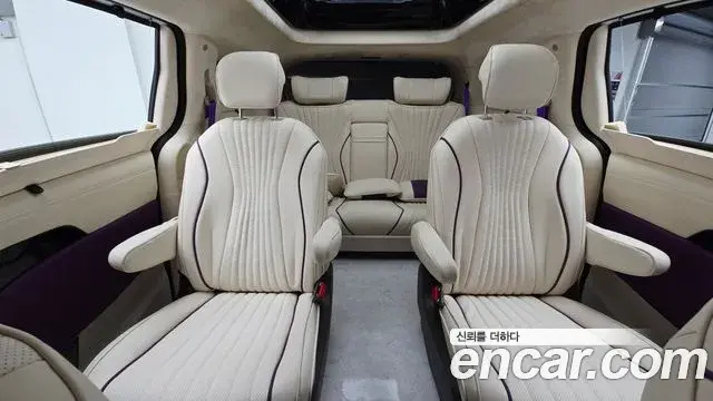 Kia Carnival 2025 — Photo 11/20