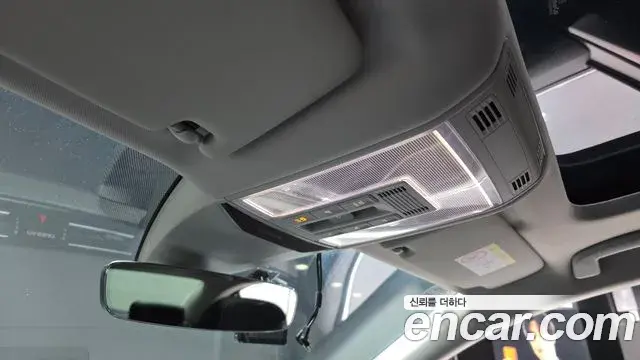 Volkswagen Passat GT 2022 — Photo 13/33