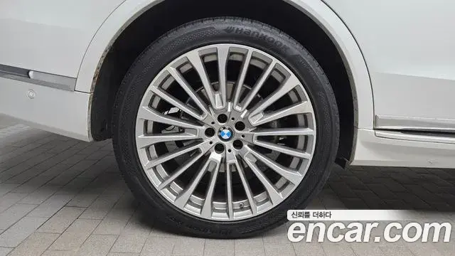 BMW X7 2021 — Photo 5/20