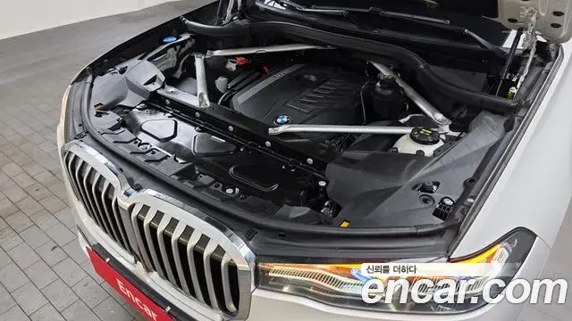 BMW X7 2021 — Photo 6/20