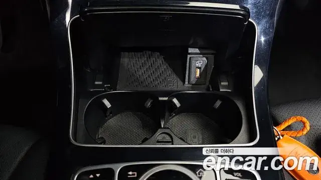 Mercedes-Benz C-Class 2020 — ფოტო 3/34