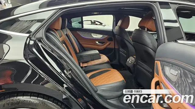 Mercedes-Benz AMG GT 2023 — Photo 12/20