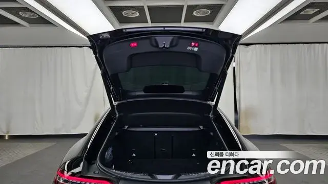 Mercedes-Benz AMG GT 2023 — Photo 20/20