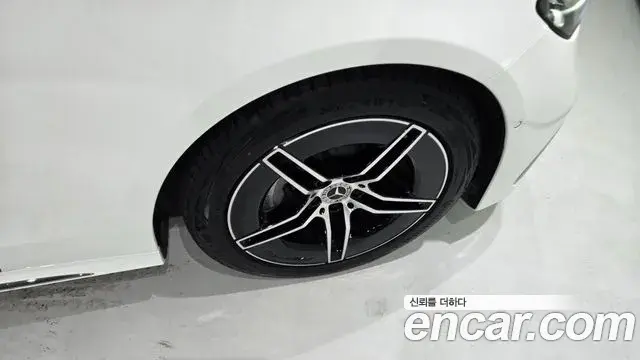 Mercedes-Benz E-Class 2025 — Şəkil 4/20
