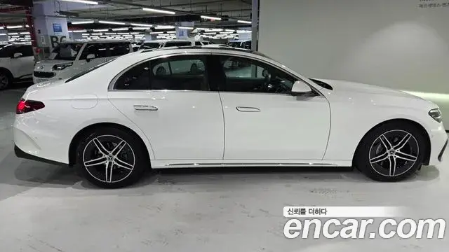 Mercedes-Benz E-Class 2025 — Şəkil 8/20