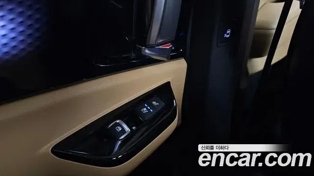 Kia Carnival 2022 — Şəkil 19/20