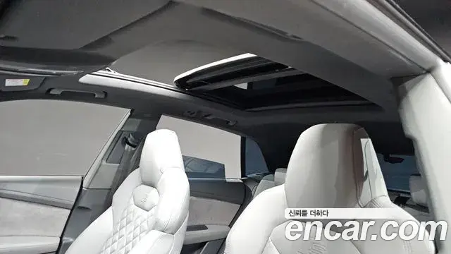 Audi Q7 2022 — Photo 18/20