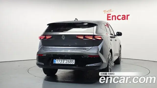 Renault Samsung Filante 2026 — Şəkil 29/33