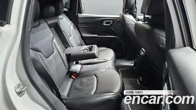 Jeep Compass 2022 — Şəkil 12/20