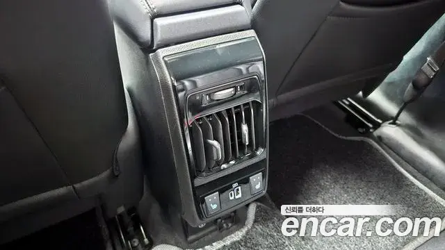 Jeep Compass 2022 — Şəkil 17/20