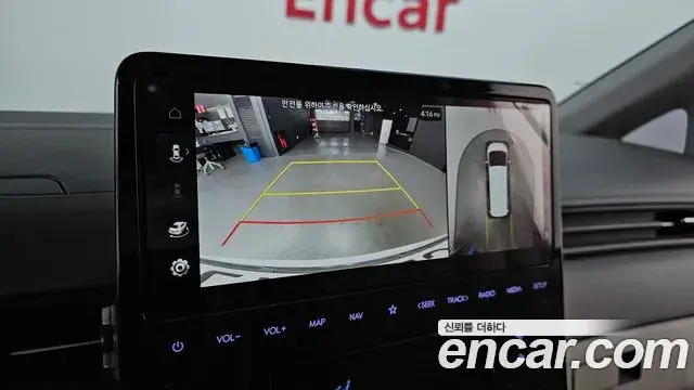 Hyundai Staria 2023 — Photo 14/20