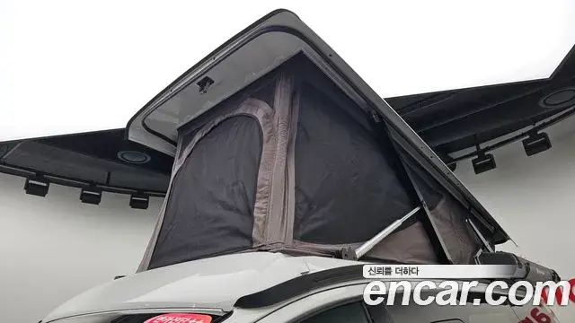 Hyundai Staria 2023 — Photo 20/20