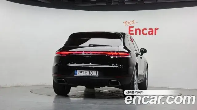Porsche Macan 2019 — Фото 4/20
