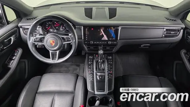 Porsche Macan 2019 — Фото 7/20