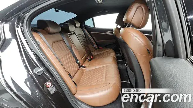 Genesis G70 2018 — Şəkil 19/35