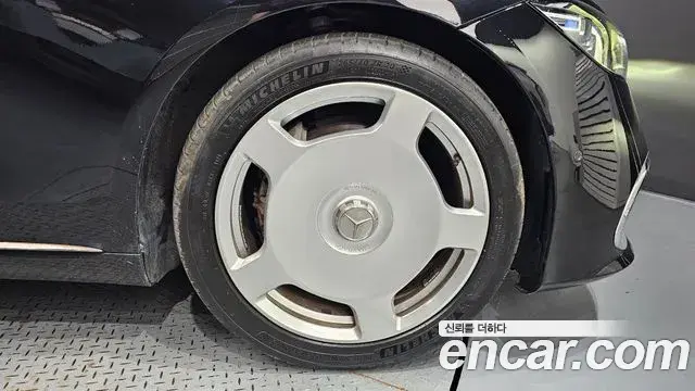 Mercedes-Benz S-Class 2021 — Photo 5/20