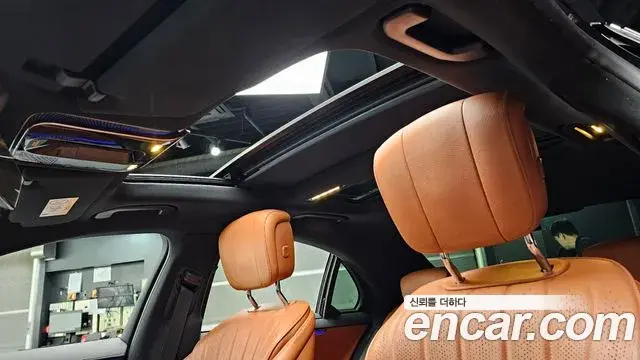 Mercedes-Benz S-Class 2021 — Photo 19/20